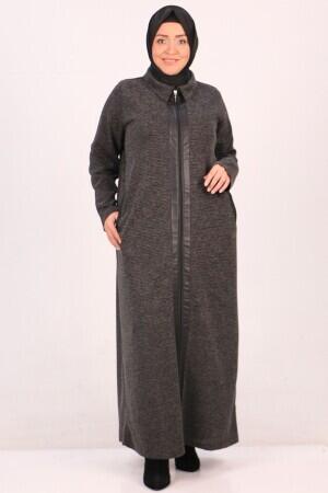 36012 Large Size Leather Detailed Honeycomb Knitwear Abaya-Black - 1